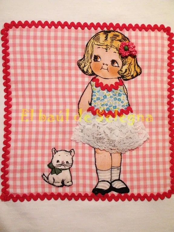 El baúl de Selegna: Camisetas con muñecas recortables El baúl de Selegna: Camisetas con muñecas recortables