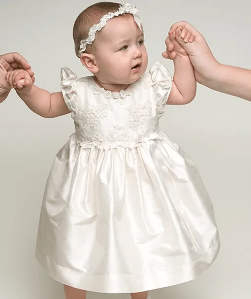 Fotos de vestidos de bautismo - Imagui