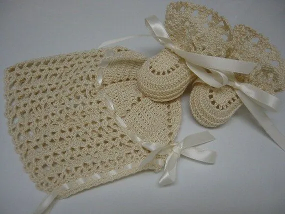 Bautizo Crochet gorro y patucos para recién nacido niña por barreez Bautizo Crochet gorro y patucos para recién nacido niña por barreez