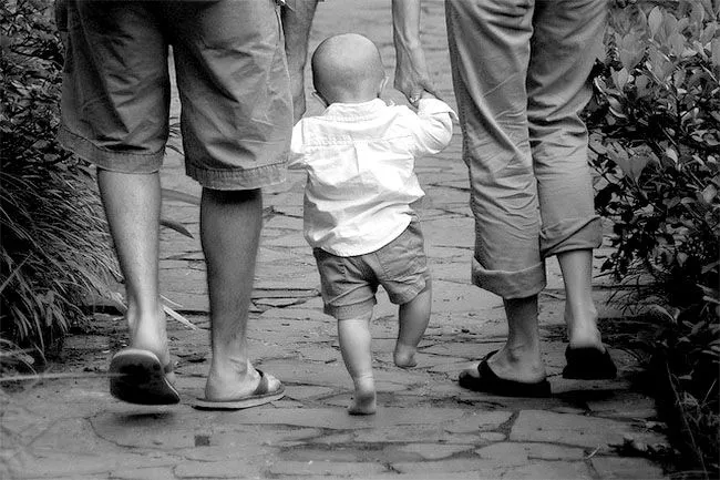 Cómo saber si nuestro bebé está bien: las extremidades