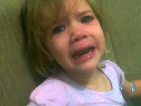 Bebê chorando por Luan Santana - YouTube