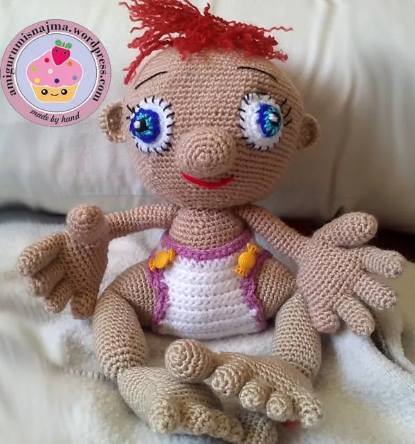 Bebé amigurumi en crochet | Labores de Najma