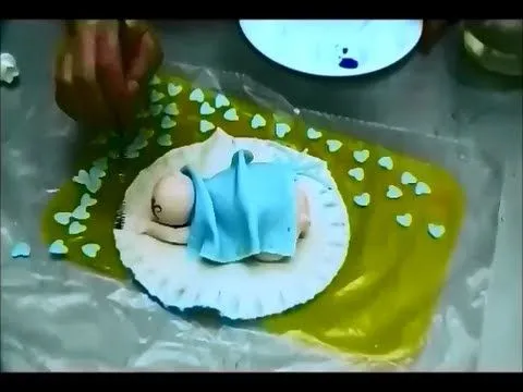Bebé dormilón en pasta de goma.-LuzMa CyR. - YouTube Bebé dormilón en pasta de goma.-LuzMa CyR. - YouTube