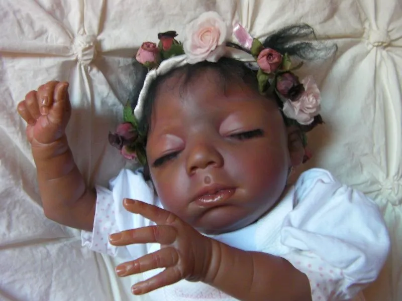 BEBE REBORN AFRICANA DE NOMBRE "Aamy" 50cm DE LONGITUD
