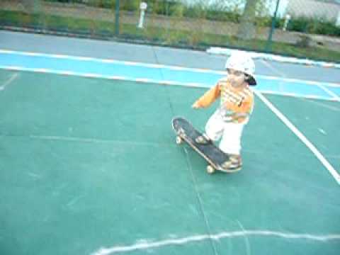 BEBE SKATE DIM - YouTube