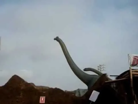 BEBES Y DINOSAURIOS REALES EN PLENO MOVIMIENTO EN EL MISMÍSIMO ...