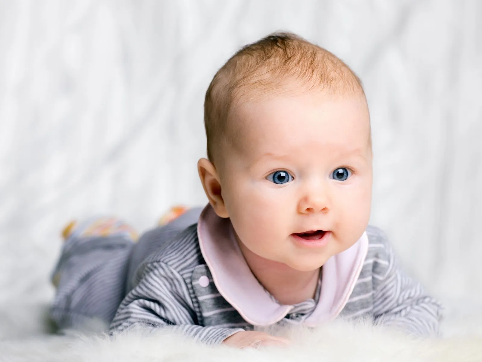 Bebes Hd Wallpapers Num3 | NEWSMOV