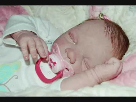Bebés casi reales, muñecas Realistas Mimitos Reborn 2009 - YouTube Bebés casi reales, muñecas Realistas Mimitos Reborn 2009 - YouTube