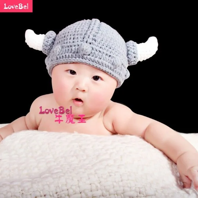 Bel lindo gorro de lana de rey toro de los cuernos de vikingo, el ... Bel lindo gorro de lana de rey toro de los cuernos de vikingo, el ...