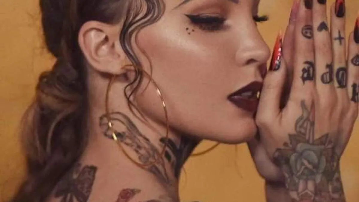 Belinda revela una de las fantasías de Christian Nodal Belinda revela una de las fantasías de Christian Nodal