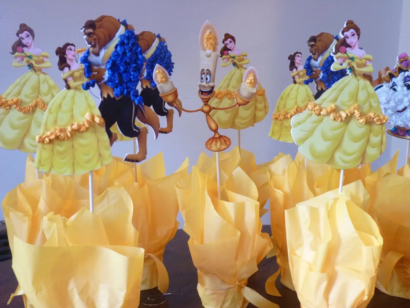 bella y la bestia mesa de dulces - Buscar con Google | Fiesta ...
