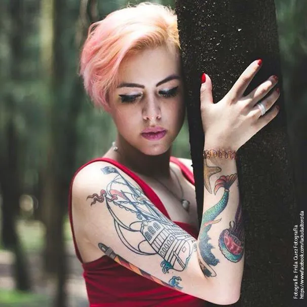 Belleza alterna modelos y tatuajes