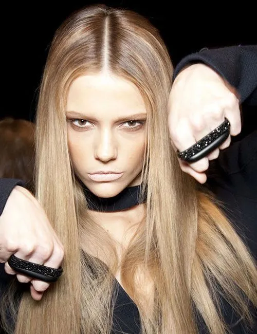 BELLEZA EN TU ESPEJO: RAYA AL MEDIO O LATERAL. ¿QUE FAVORECE MÁS A ...