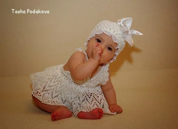Bello vestido para bebé ideal para el verano | Crochet y Dos agujas
