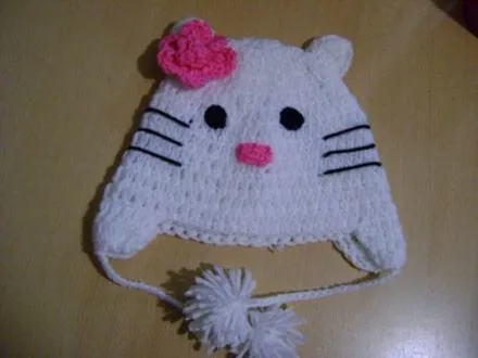 9 Bellos gorros tejidos al crochet de kitty | Gorros tejidos