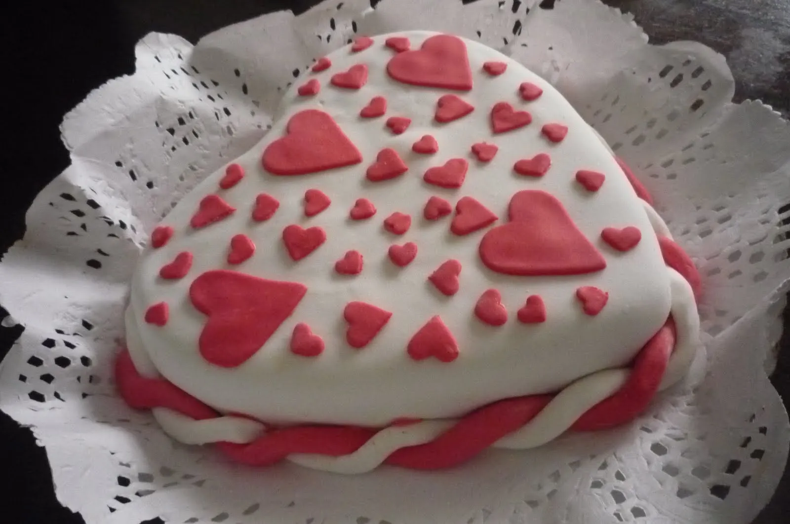 Belu *: Torta De Corazón Forrada En Fondant Belu *: Torta De Corazón Forrada En Fondant