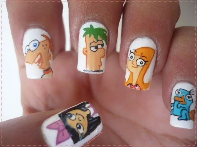 Besitos de la suerte: Nail Art Caricatura: Phineas y Ferb Besitos de la suerte: Nail Art Caricatura: Phineas y Ferb