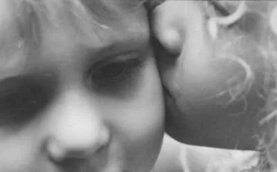 Vip Web: besos,niños,tiernos