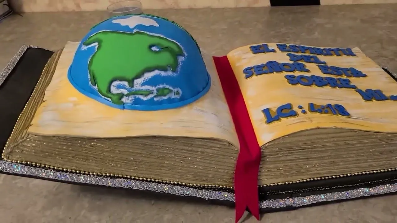 La Biblia con Mundo en Foamy y Carton - YouTube La Biblia con Mundo en Foamy y Carton - YouTube