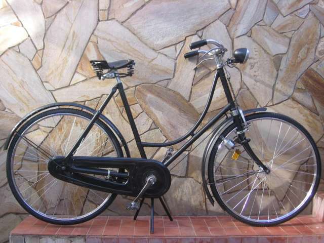 Bicicleta antigua inglesa de damas marca empire, de la década del ...