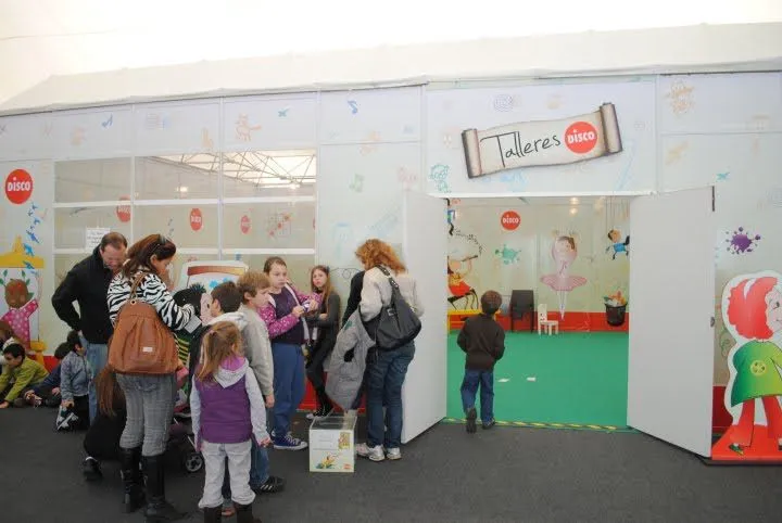 Imagenes de niños haciendo fila - Imagui