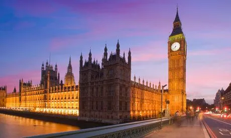 Big Ben in London - World Travellers