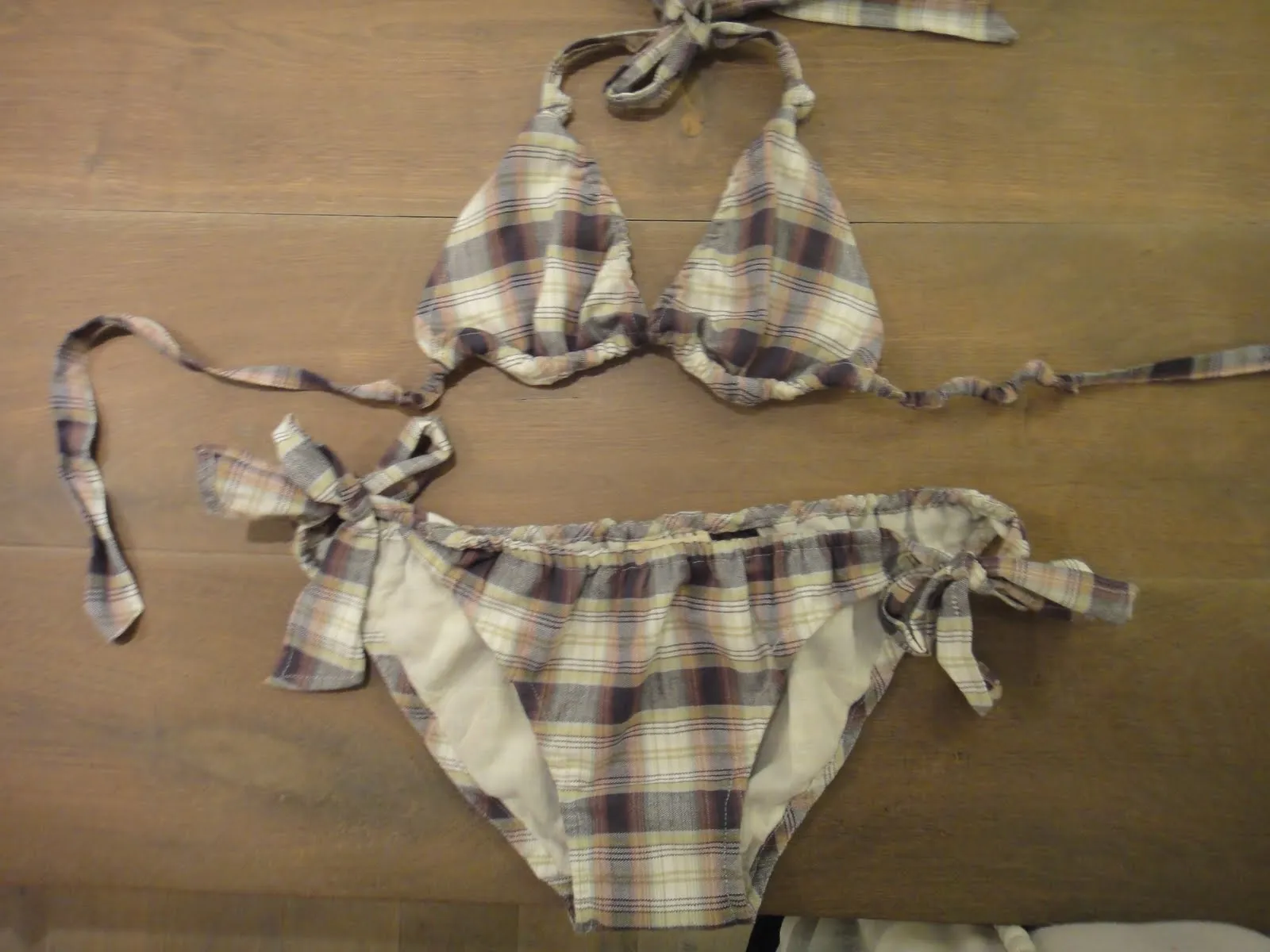 bikini cuadros en todos azules tirando a lila y blanco de Etoile ... bikini cuadros en todos azules tirando a lila y blanco de Etoile ...