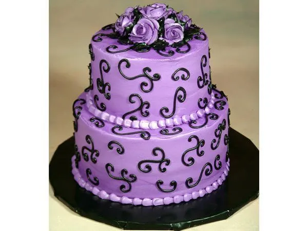 Bizcocho de boda de color morado | Pastel de cumpleaños ... Bizcocho de boda de color morado | Pastel de cumpleaños ...