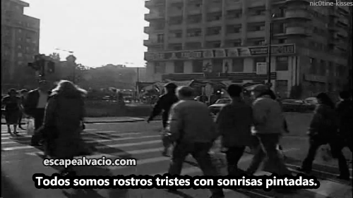 Black and White frases confusion Cortes fake smile depresion gorda ... Black and White frases confusion Cortes fake smile depresion gorda ...