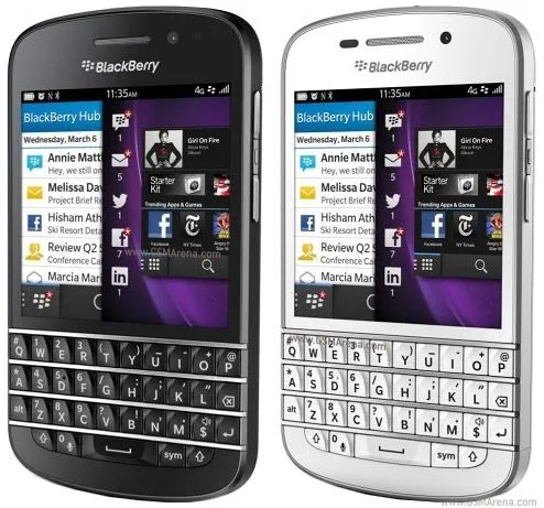 BlackBerry Q10 pictures, official photos