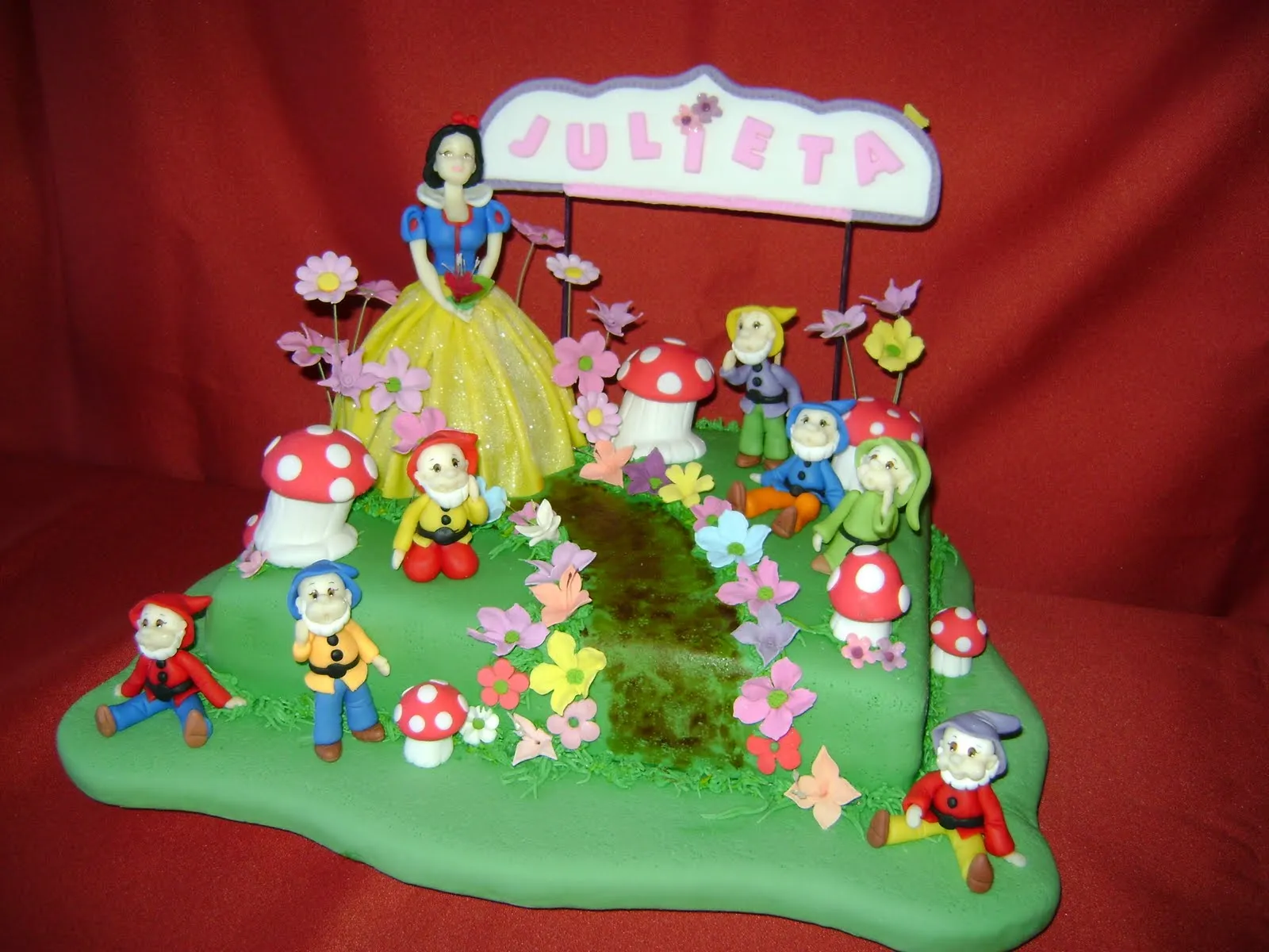 Blancanieves y los 7 enanitos | :: TODAS MIS TORTAS ::