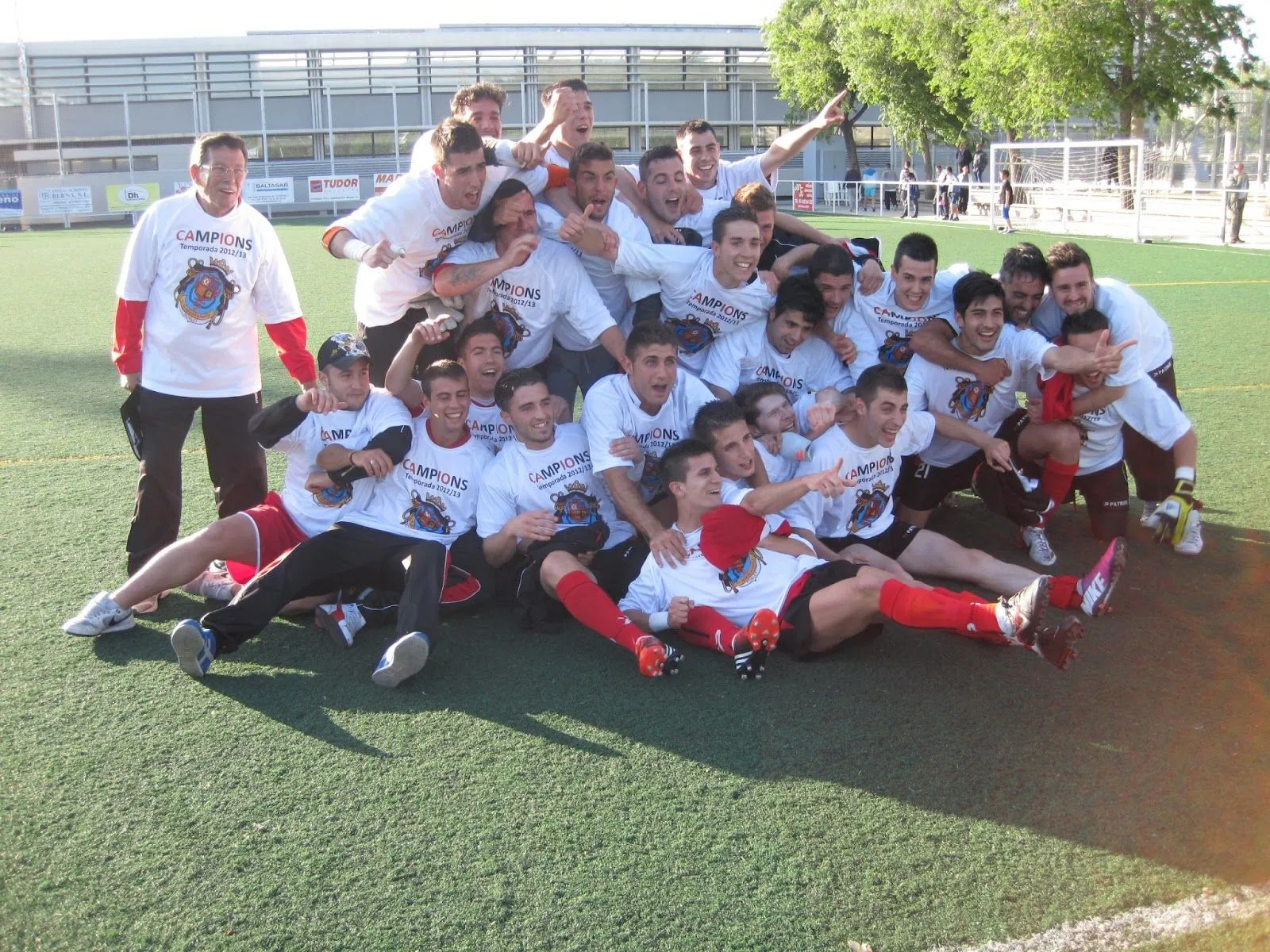 BLOG DEL CD MARIANAO P.: JUVENTUD PRAT 0 - CD MARIANAO POBLET 2 BLOG DEL CD MARIANAO P.: JUVENTUD PRAT 0 - CD MARIANAO POBLET 2