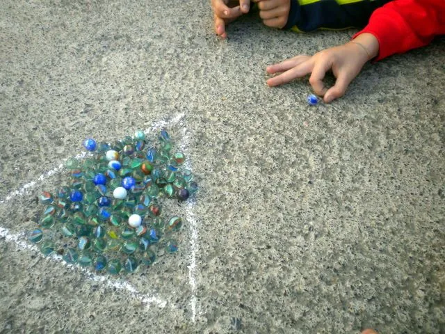 El blog de la clase de Gregorio: BUSCANDO LOS JUEGOS TRADICIONALES ... El blog de la clase de Gregorio: BUSCANDO LOS JUEGOS TRADICIONALES ...