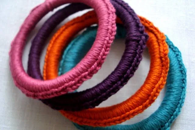 El blog de Dmc: Tutorial para hacer pulseras de ganchillo El blog de Dmc: Tutorial para hacer pulseras de ganchillo
