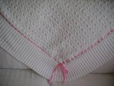 EL BLOG DE EVELYN: 431. TOQUILLA PARA LA BEBÉ