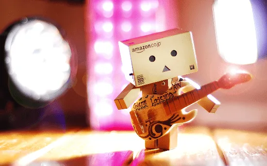 Blog MRW | 3 fotos encantadoras con un protagonista: el robot de ...
