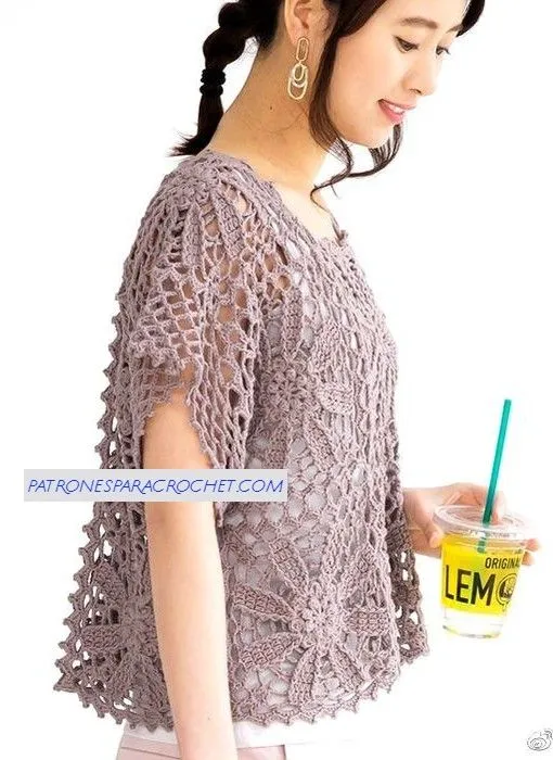 Blusa Crochet con Cuadros Florales 