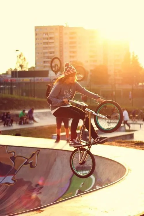 bmx girl | Tumblr | Having fun on two wheels | Pinterest bmx girl | Tumblr | Having fun on two wheels | Pinterest