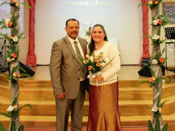 Bodas de Plata en Barcelona | Impacto Evangelístico | Noticias ... Bodas de Plata en Barcelona | Impacto Evangelístico | Noticias ...