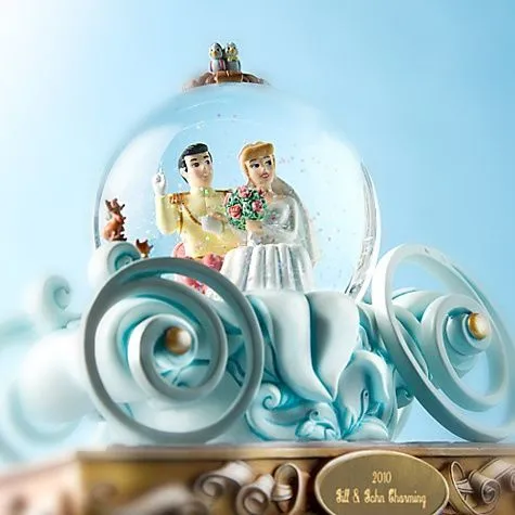 Bola de nieve: Cenicienta carruaje de boda | TusPrincesasDisney.com