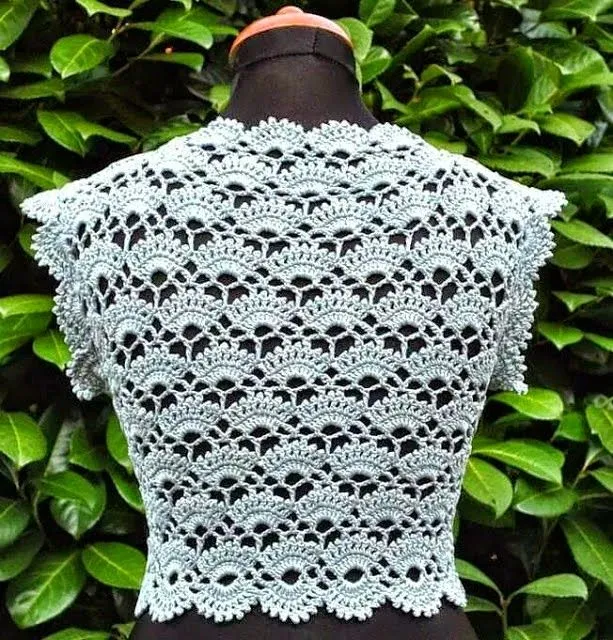 Bolero de abanicos al crochet | Crochet y Dos agujas Bolero de abanicos al crochet | Crochet y Dos agujas
