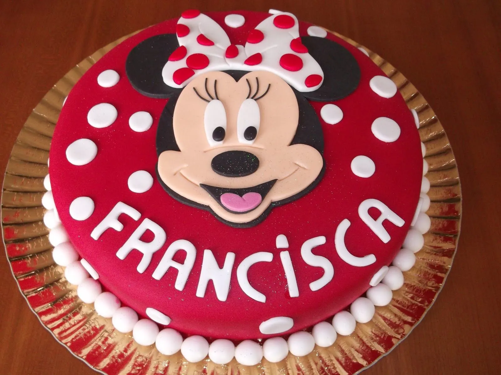 Bolitos do Oeste: Bolo Decorado Cara da Minnie Bolitos do Oeste: Bolo Decorado Cara da Minnie