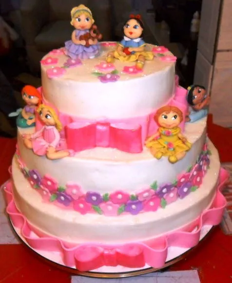 Bolo decorado Baby Princesas | SIMONY BISCUIT | Elo7 Bolo decorado Baby Princesas | SIMONY BISCUIT | Elo7