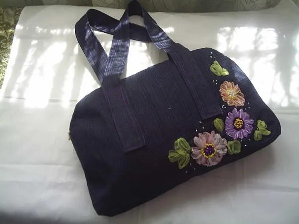 bolsa con bordado en liston by alwonderwoman on DeviantArt bolsa con bordado en liston by alwonderwoman on DeviantArt