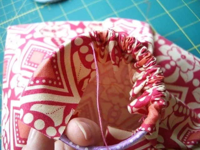 Hacer bolsa de mano para las niñas en Manualidades Varias