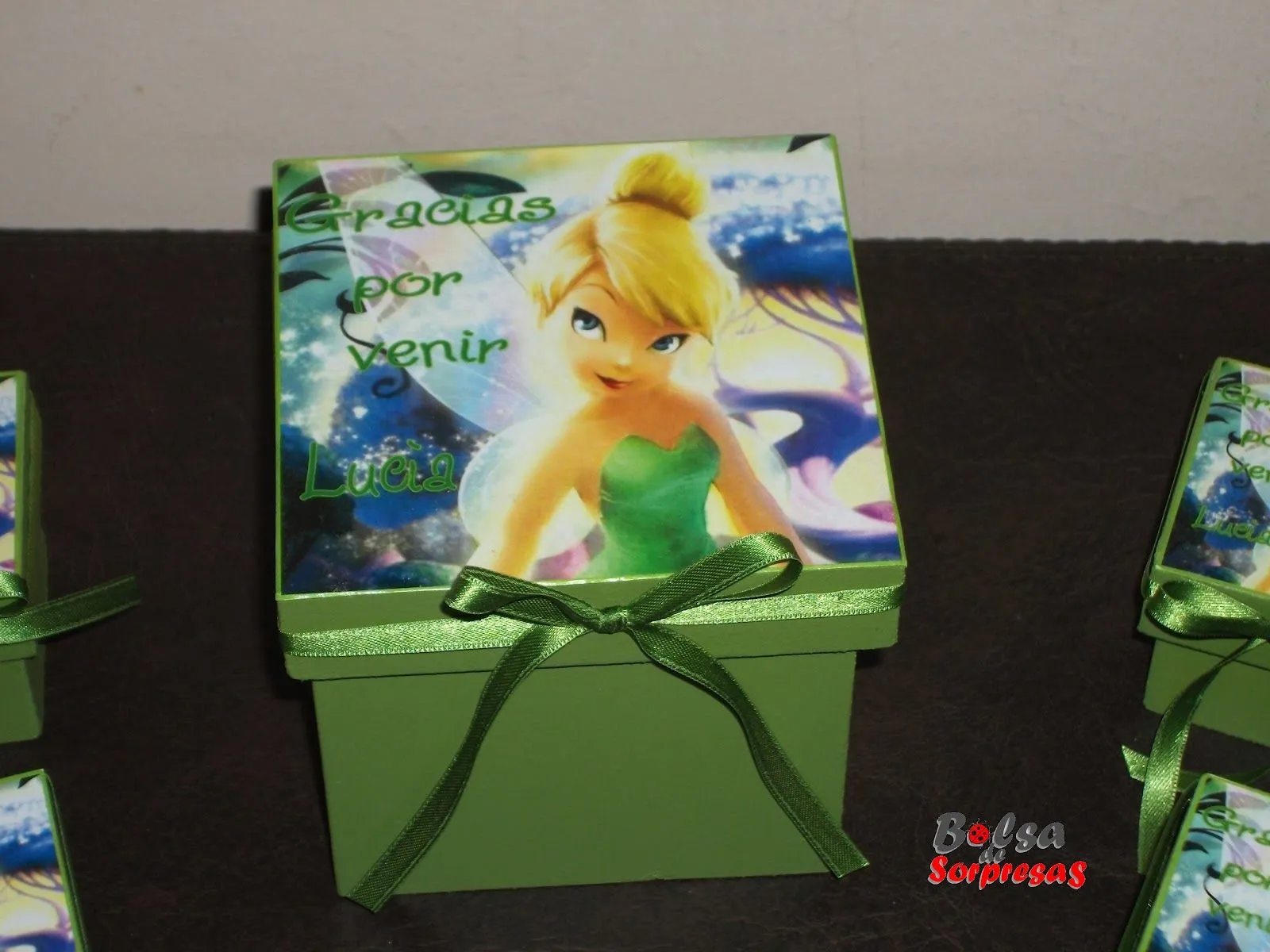 BOLSA DE SOPRESAS: GOLOSINAS Y SOUVENIRS TINKERBELL BOLSA DE SOPRESAS: GOLOSINAS Y SOUVENIRS TINKERBELL