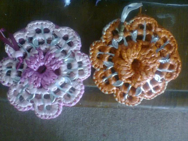 Bolsas hechas de rafia - Imagui
