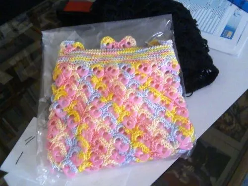 Bolsas tejidas con fichas - Imagui