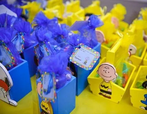 Cumpleaños de un año de Snoopy