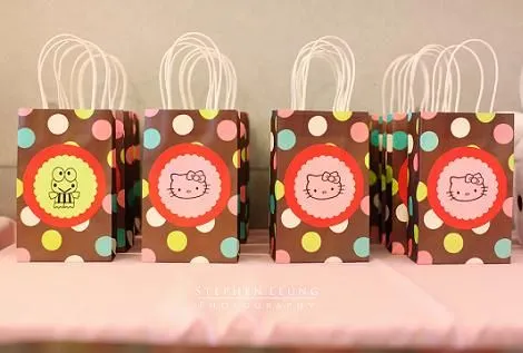 hello-kitty-bolsas-regalo.jpg